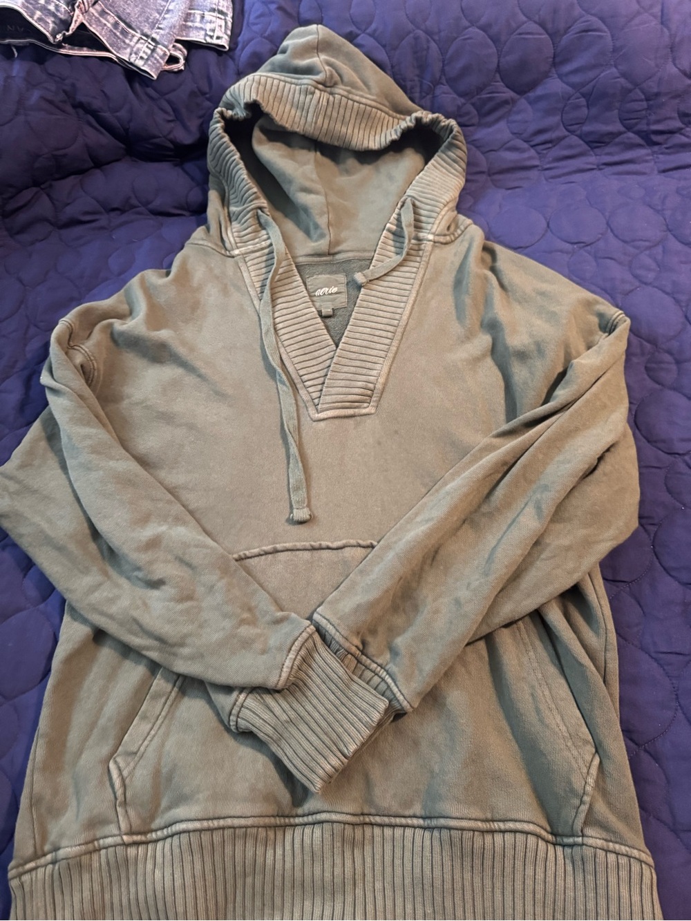 aerie Men's Zip-Up Hoodie Sweater in Olive